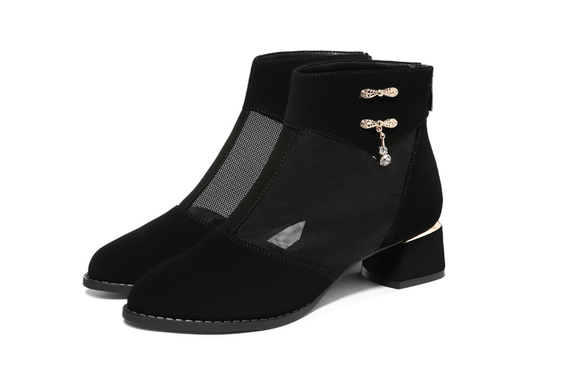 2025 shoes collection SKU-2025100